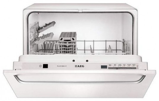 Встраиваемая посудомоечная машина AEG F 45270 VI